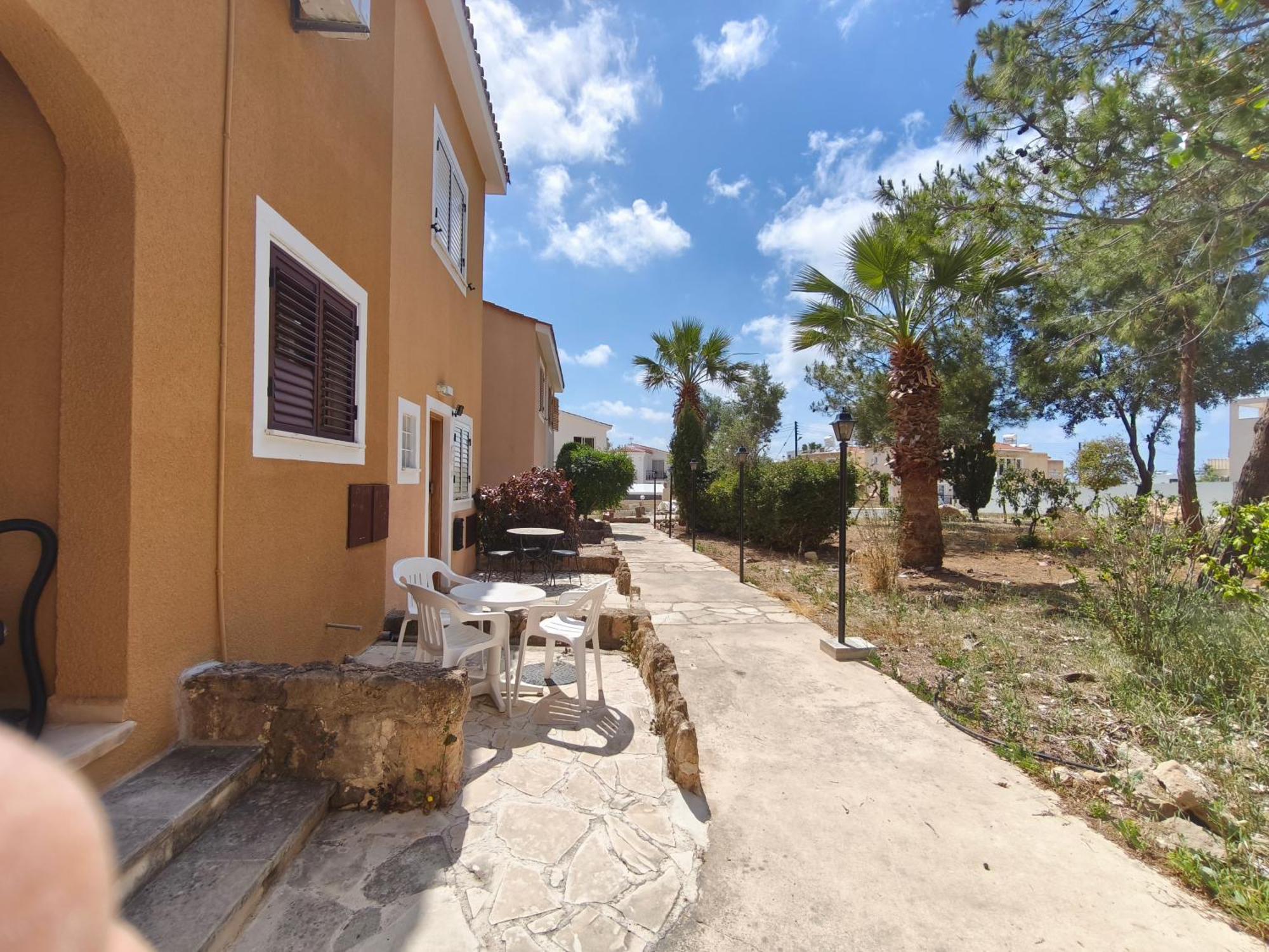 Eden Gardens Villa Paphos Exterior photo